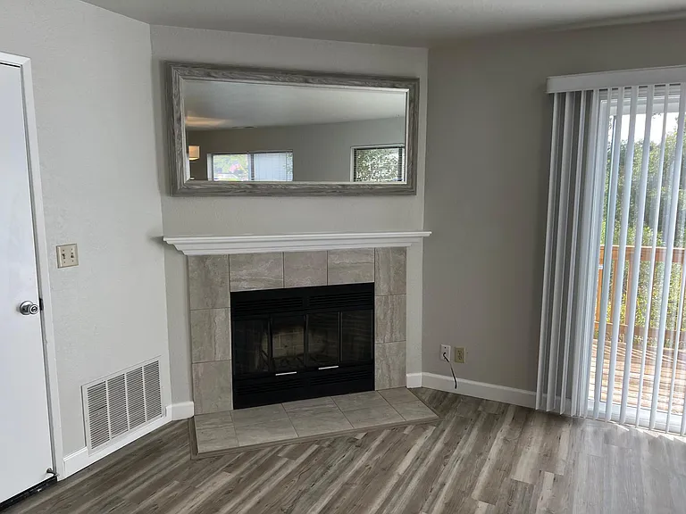 2524 Charlene Ln — Photo 15