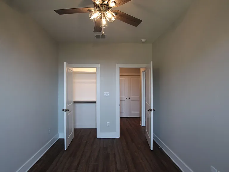 715 Freedom Way — Photo 21