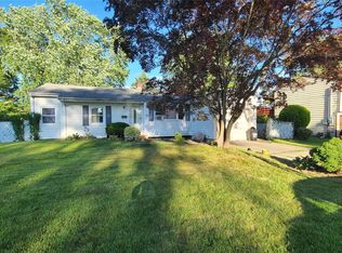 85 Claywood Dr, Brentwood, NY 11717