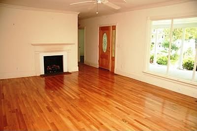 4th image of 309 E Bay St