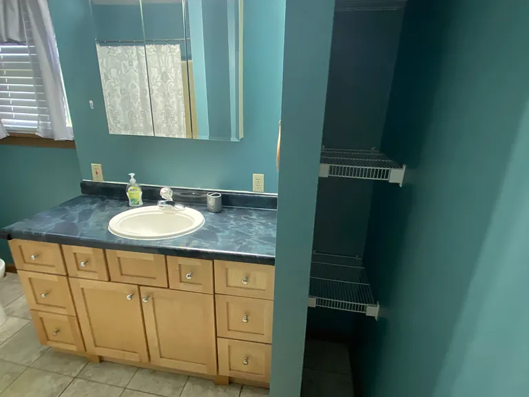 141 E South St — Photo 16