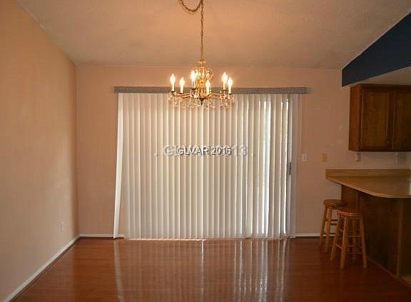 3rd image of 1560 Elaine Dr #0