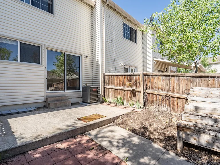4221 S Mobile Cir #D — Photo 13