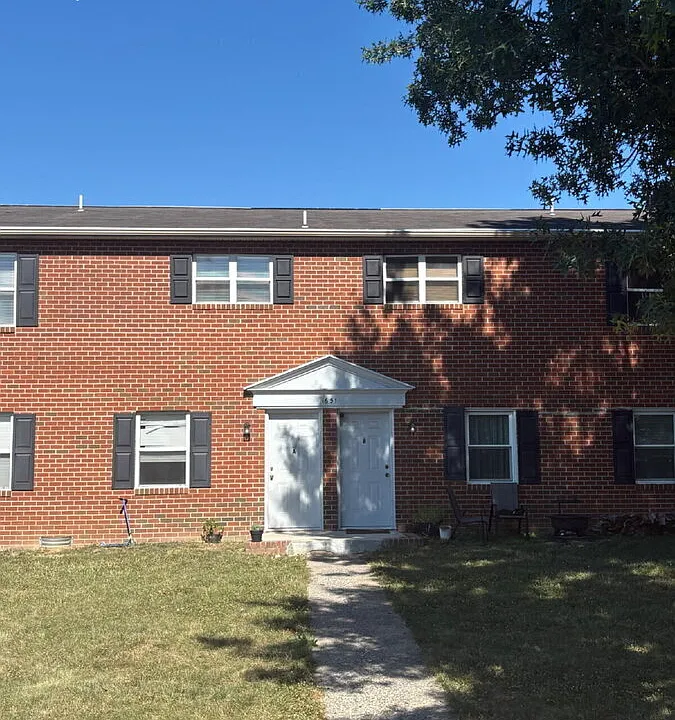 1651 S Burkwood Ct #C
