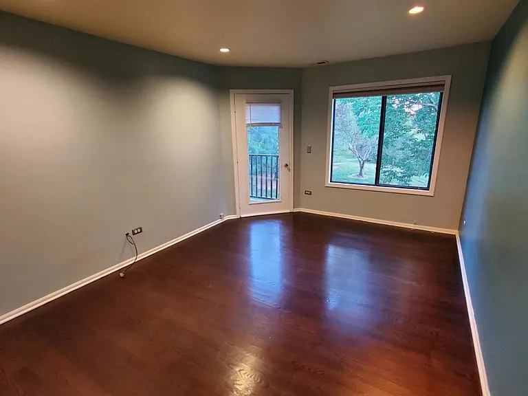357 Bloomfield Ln — Photo 12