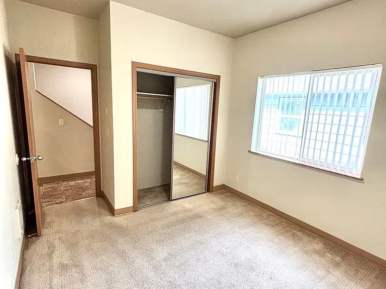 1727mi — Photo 11