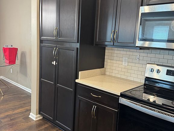 4th image of 6920 Birmingham Ave