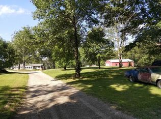 3680 Chase Lake Rd, Howell, MI 48855