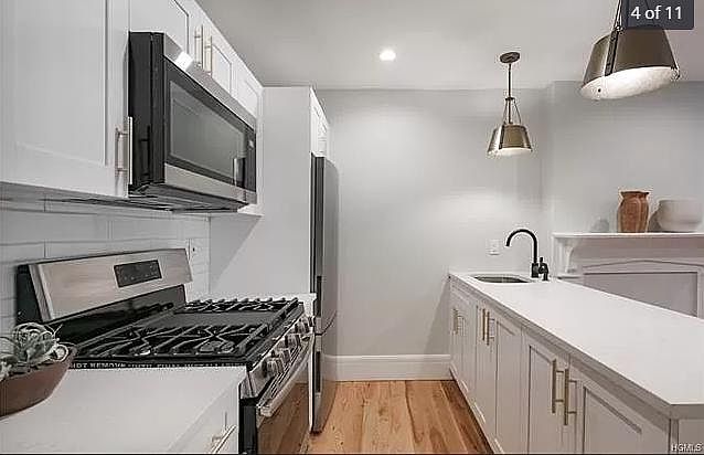 1st image of 73 Renwick St #3