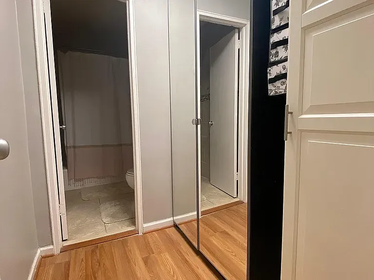 305 C St NE #308 — Photo 18