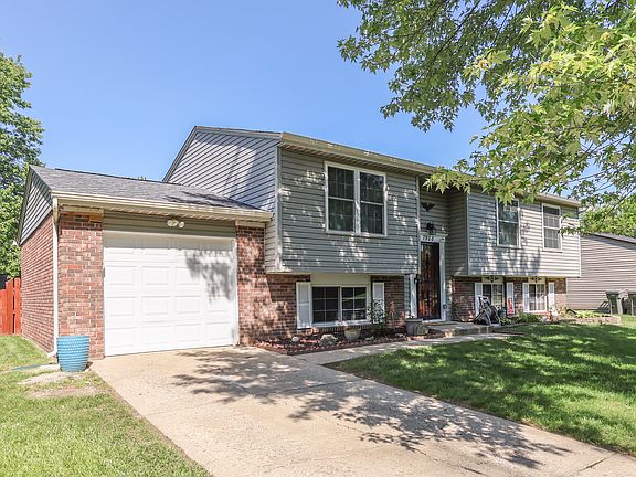 3rd image of 7508 Gordon Way