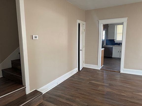 4th image of 823 Pine St #823