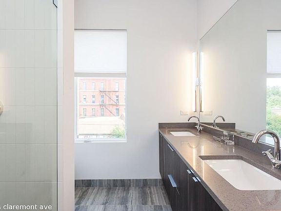 4th image of 806 S Claremont Ave #1414