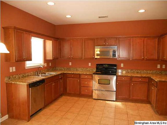 3rd image of 3410 Wood Trace Cir