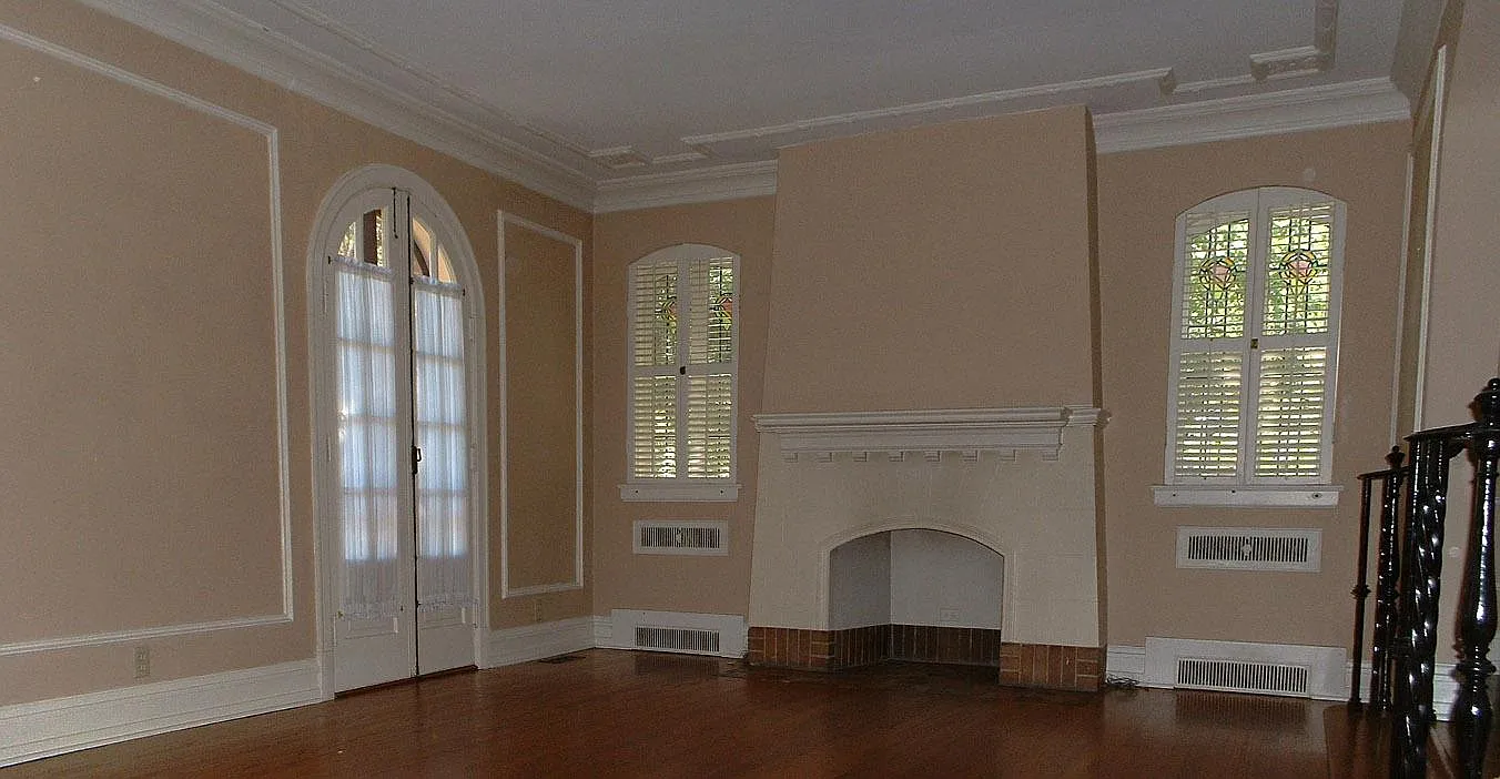 825 Midland Blvd — Photo 2