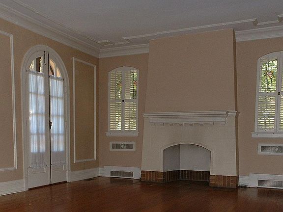 2nd image of 825 Midland Blvd #1S