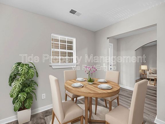2nd image of 2228 Van Buren Ave