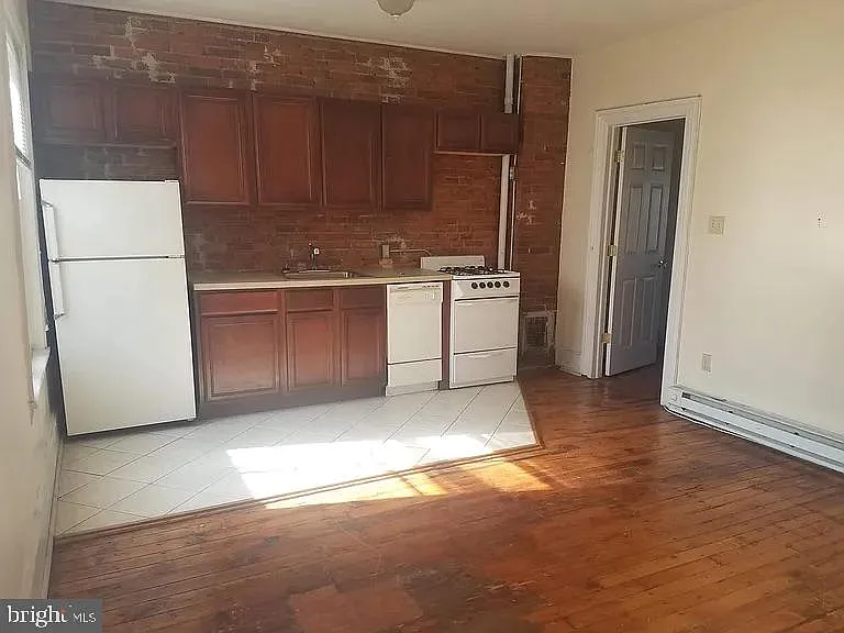 1919 Spring Garden St #3F — Photo 5
