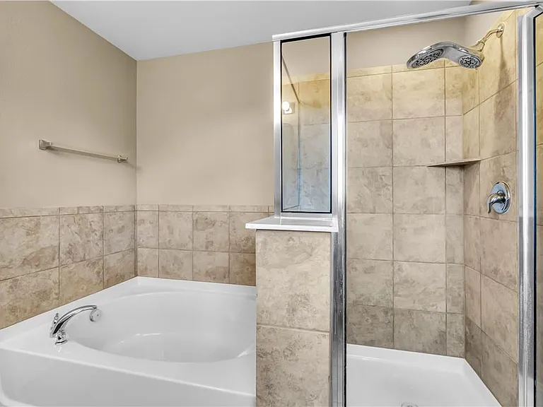 504 Hoot Owl Ln S — Photo 15
