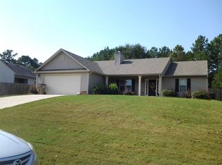 1362 Yorkshire Dr, Winder, GA 30680