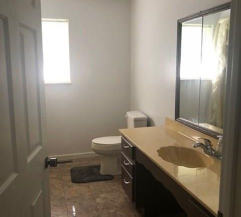 4th image of 74 Pinecreek Ln