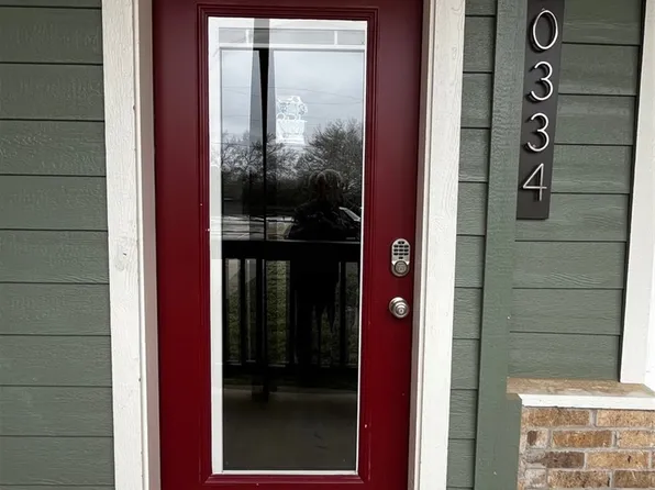 10334 N Dowling Rd, College Station, TX 77845