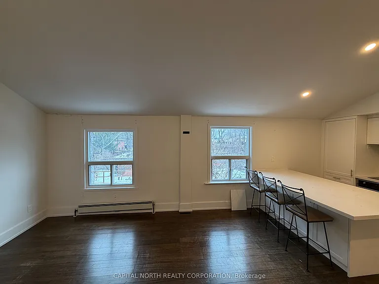 43 Glen Manor Dr #UPPER — Photo 10