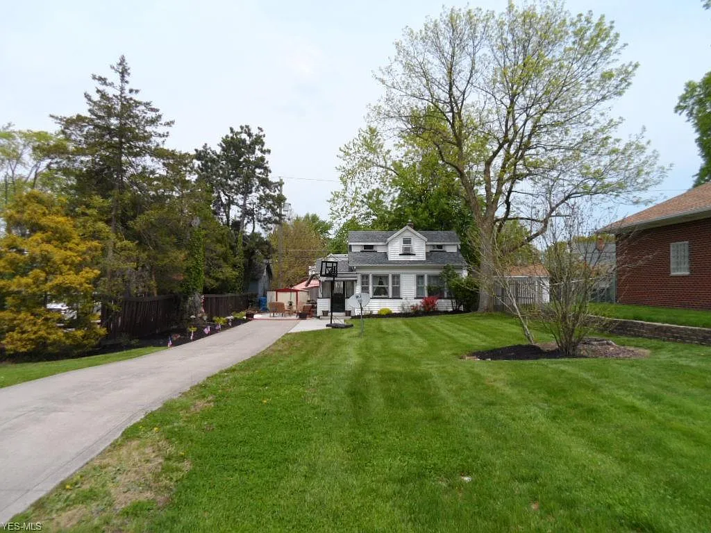 9224 W Moreland Rd photo 1