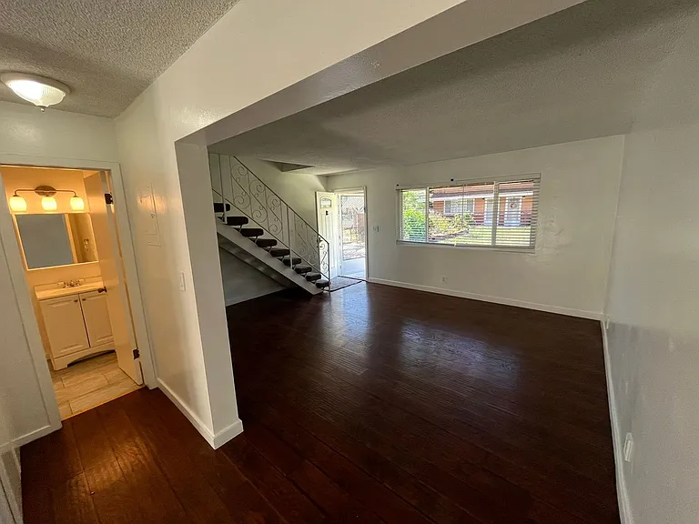 12082 Bailey St — Photo 3