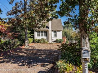 387 Overlook Dr, Neptune, NJ 07753