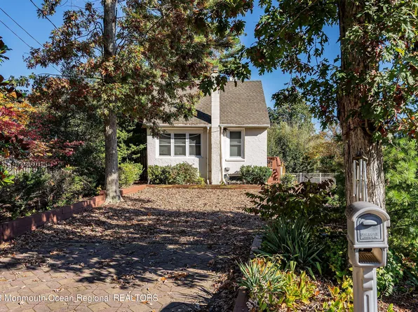 387 Overlook Drive, Neptune Township, NJ 07753