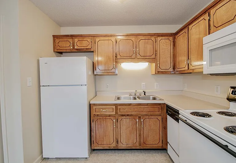 3269 Tower Dr #1 — Photo 6