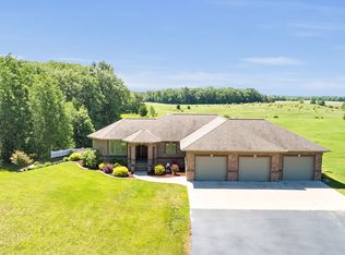 W11563 W 18th Rd, Pound, WI 54161