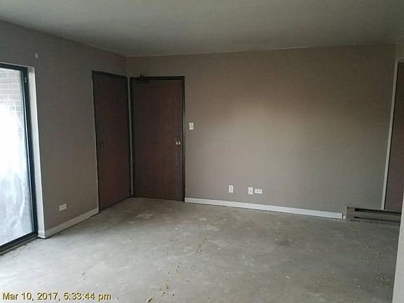 5th image of 1148 Cedar St APT 1B