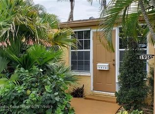 1916 Coolidge St, Hollywood, FL 33020
