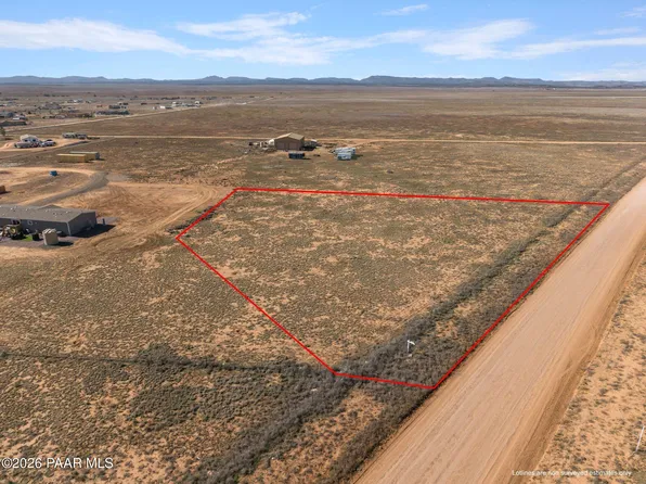 139 W Big Chino Rd, Paulden, AZ 86334