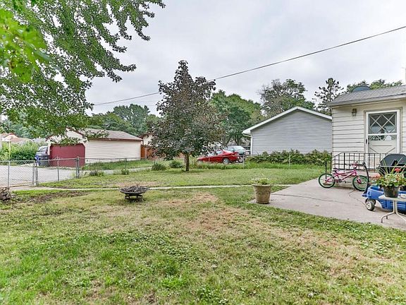 5th image of 1368 Furness Pkwy