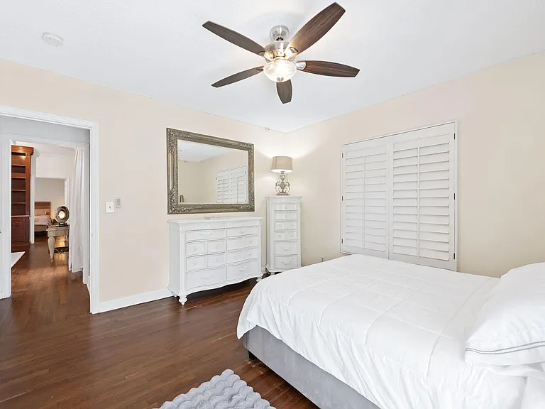 2400 Delmar Pl — Photo 26