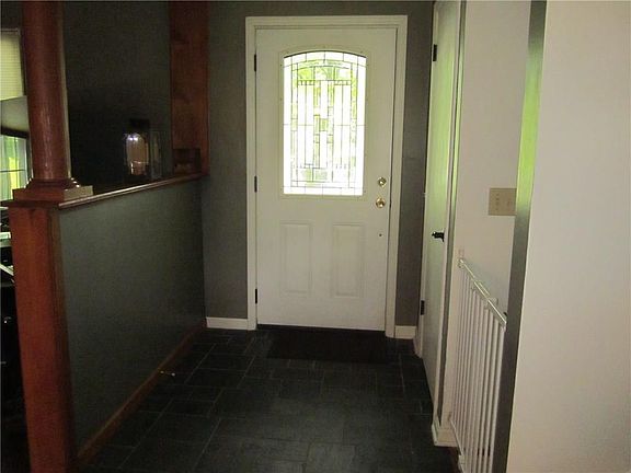 3rd image of 57 Wincanton Dr