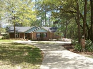 223 Country Club Dr, Havana, FL 32333