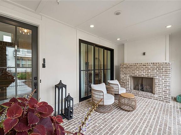 4th image of 431 Olmstead Way