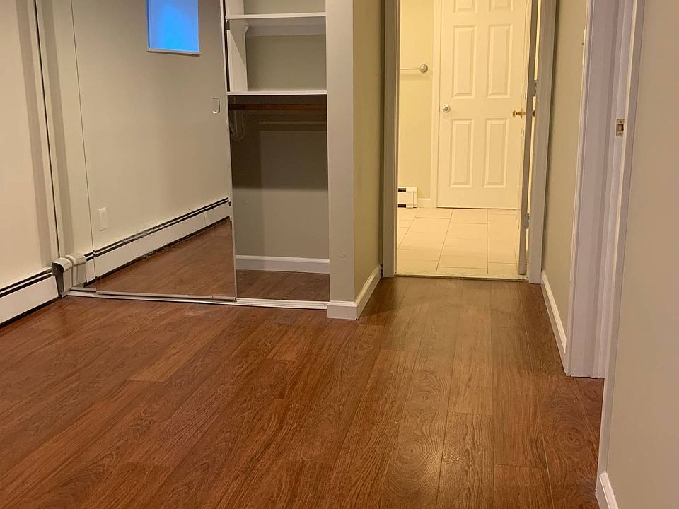 1st image of 125 Miller Ave