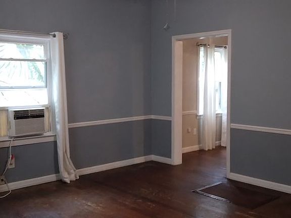 5th image of 712 N 12th Ave