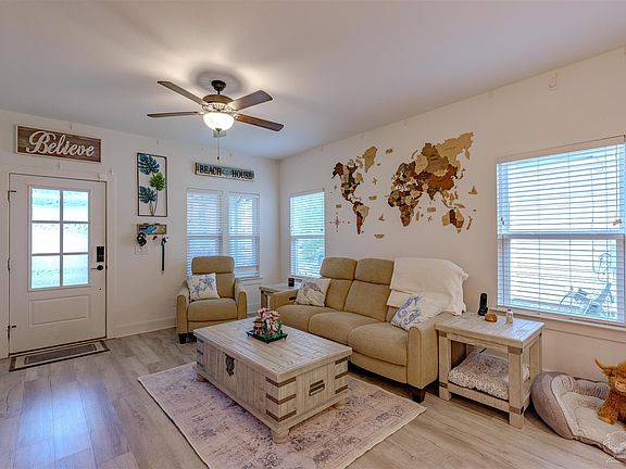 5th image of 5412 Viking Rd