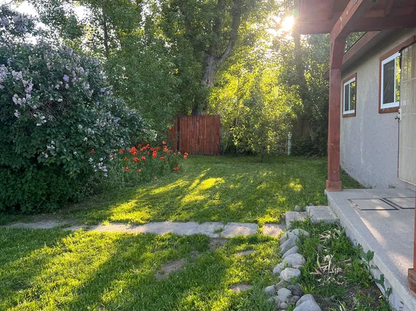 355 6th St, Chama, NM 87520