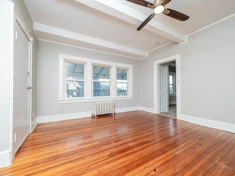 33 Seaview Ave #3A — Photo 14