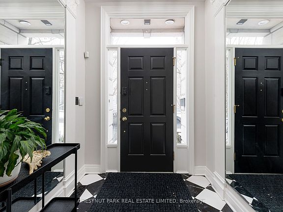 3rd image of 211 Walmer Rd