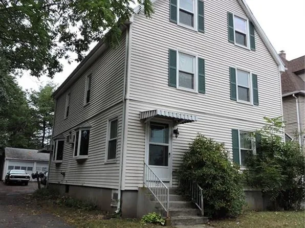 37 Wakefield Ct, New Britain, CT 06053