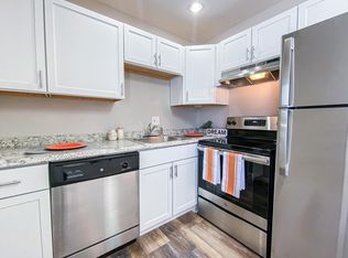 902 W Badger Rd #4, Madison, WI 53713