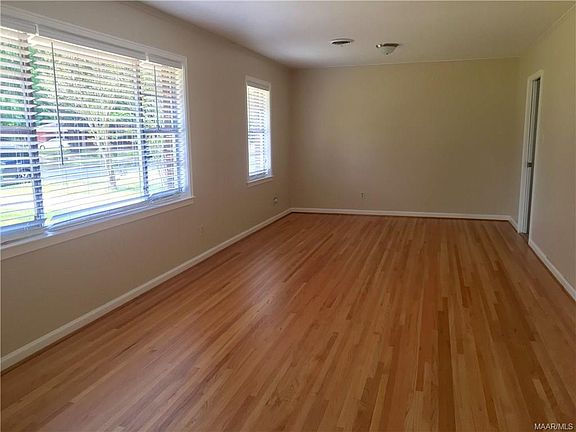 4th image of 3937 Ware Hill Dr